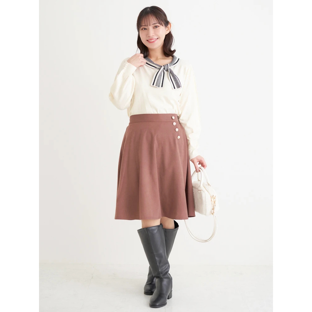 パールボタンフレア膝丈スカート5