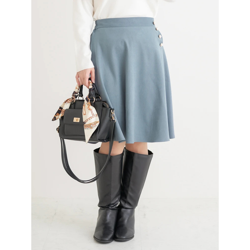 パールボタンフレア膝丈スカート7