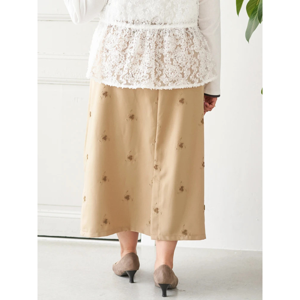 【Sasaki Mikiコラボ】フラワー刺繍ナロースカート4