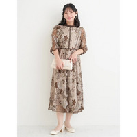 フラワー刺繍ドレス