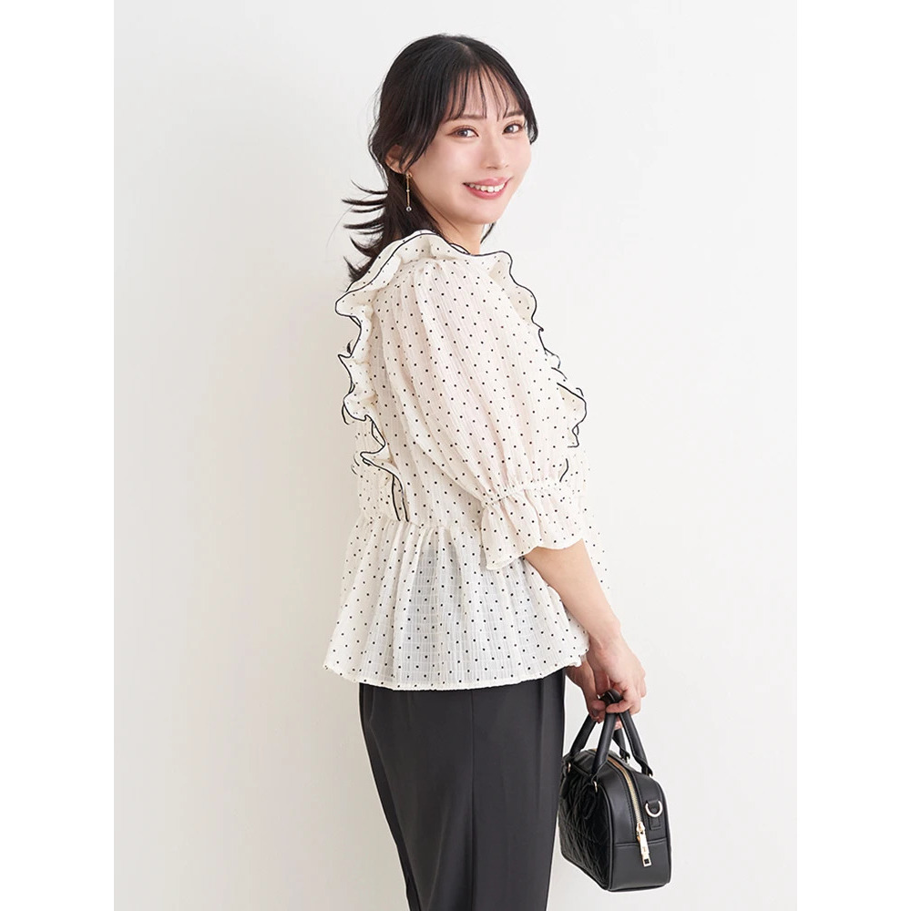 【WEB限定】シアーシャーリングフリルブラウス(無地・ドット柄)3