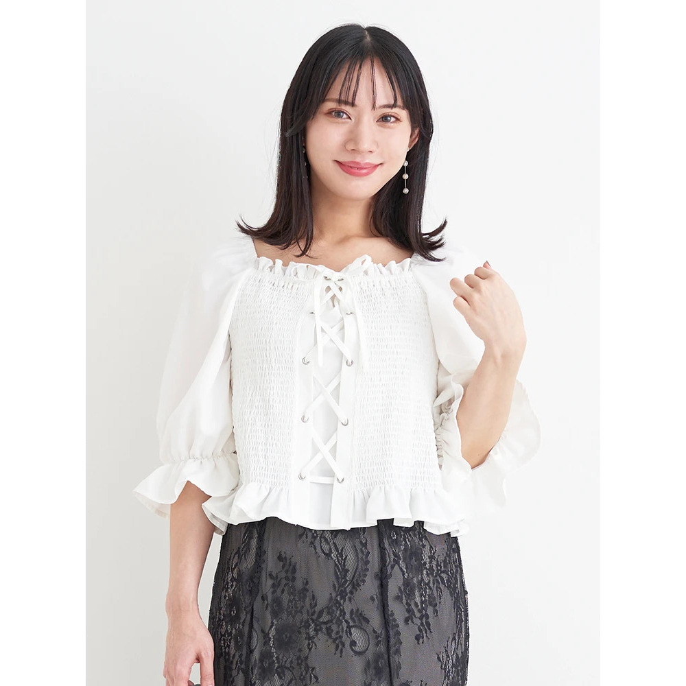 シャーリングレースアップブラウス