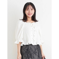 シャーリングレースアップブラウス