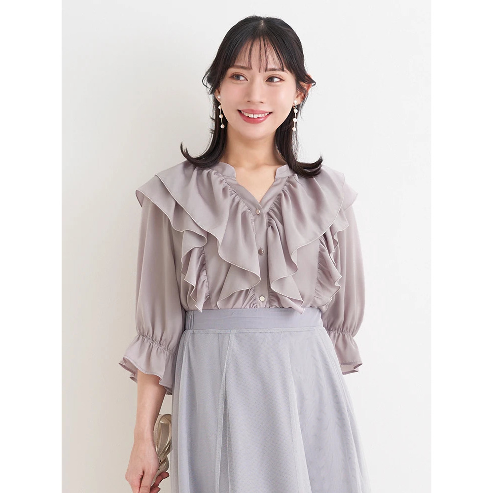 【WEB限定】２段フリルサテンブラウス