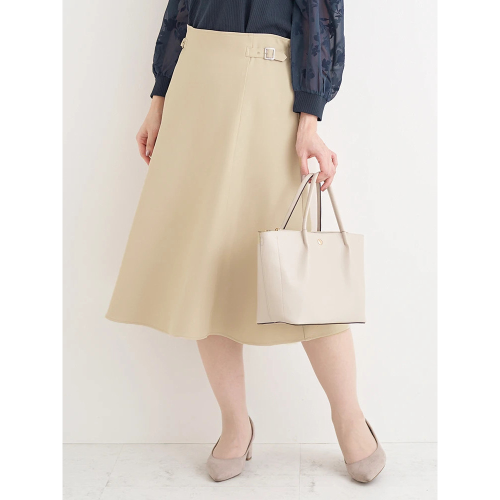 サイドバックルミディ丈スカート