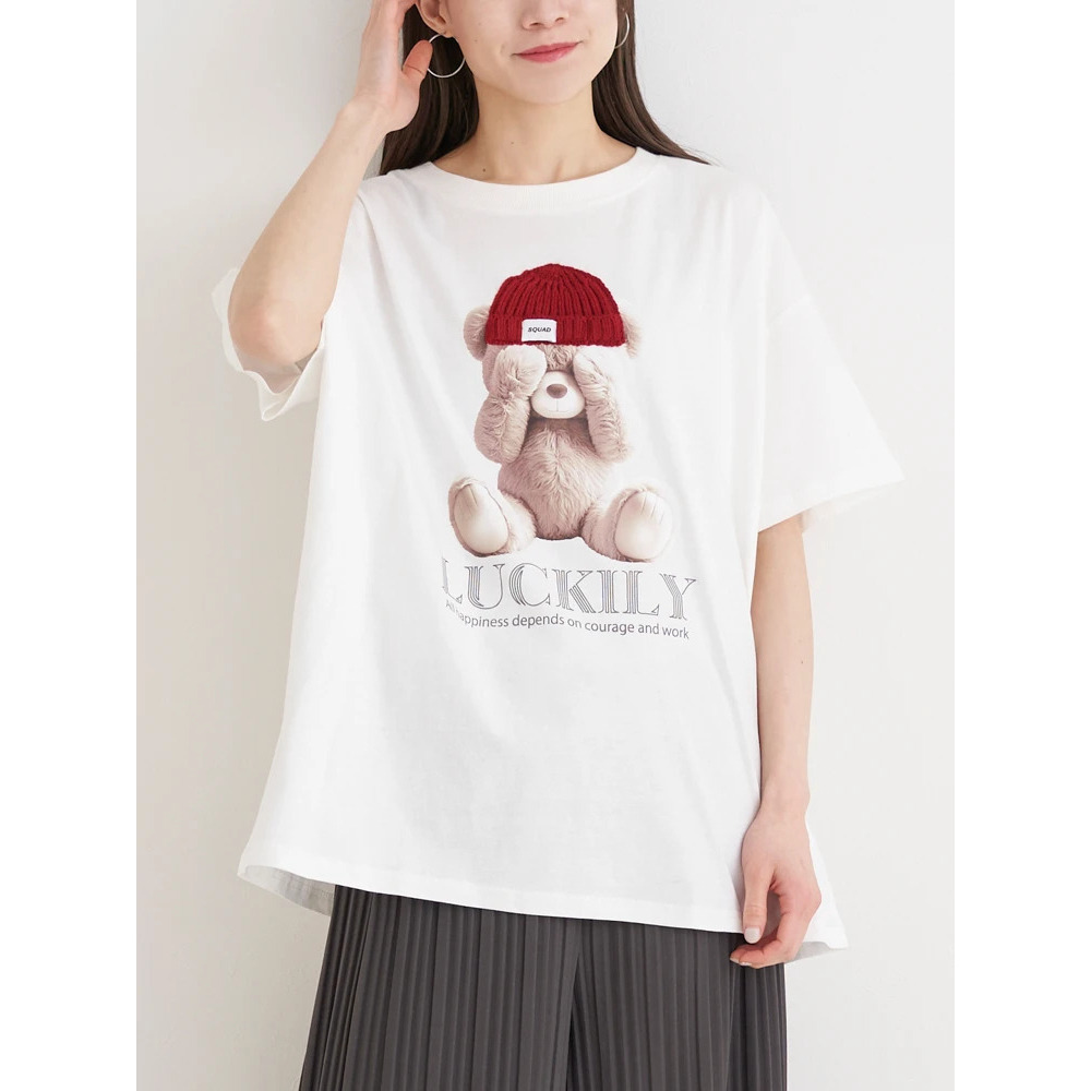 ニット帽クマプリントTシャツ
