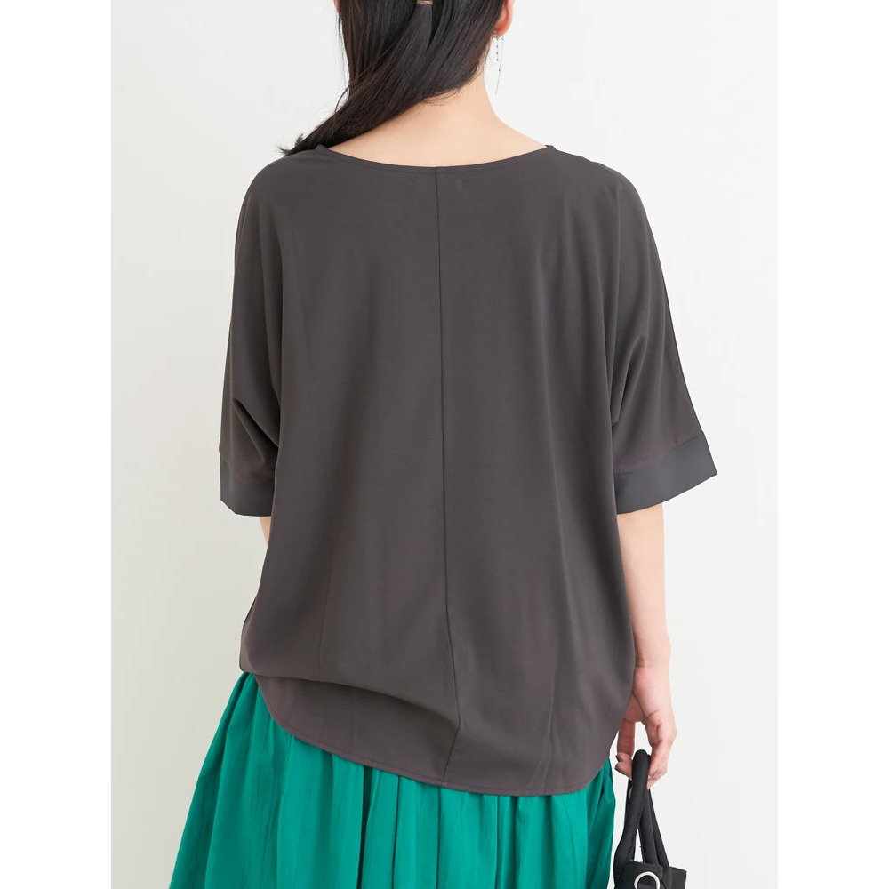 【接触冷感】袖異素材切り替え裾タックプルオーバー22