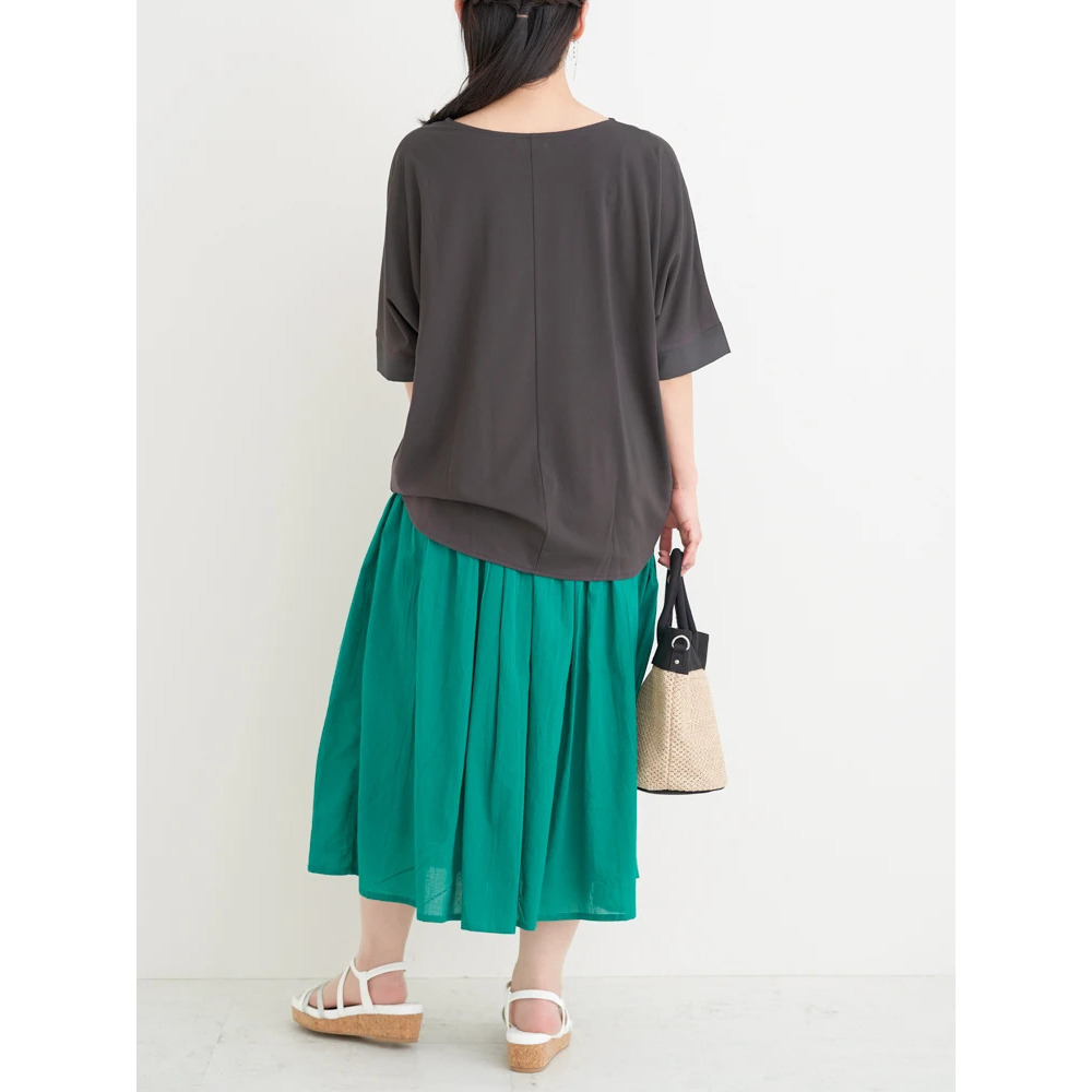 【接触冷感】袖異素材切り替え裾タックプルオーバー27