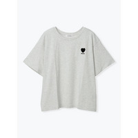 【接触冷感】ハート×ロゴ刺繍Tシャツ