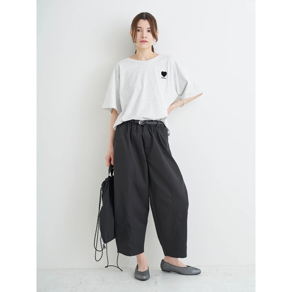 【接触冷感】ハート×ロゴ刺繍Tシャツ17
