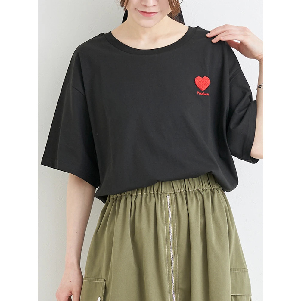 【接触冷感】ハート×ロゴ刺繍Tシャツ18