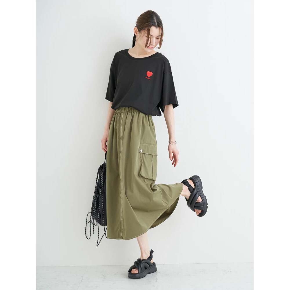【接触冷感】ハート×ロゴ刺繍Tシャツ21