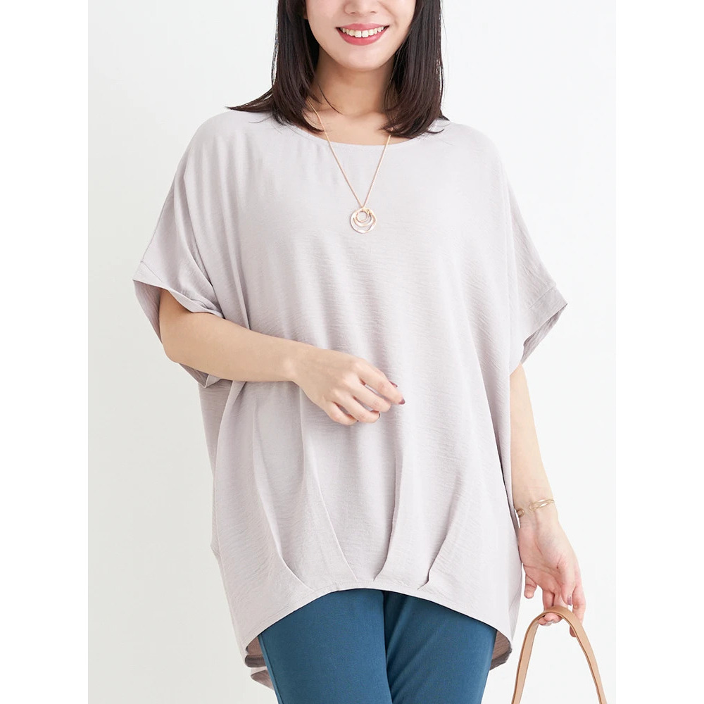 【キレサラ 機能トップス】アクセサリー付き裾タックドルマンプルオーバー