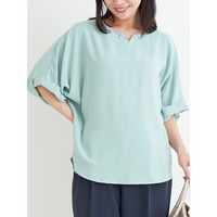 パールアクセサリー付きドルマントップス