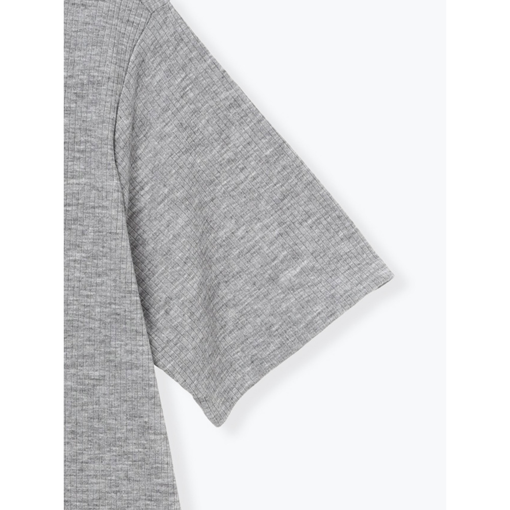 レイヤード風レースアップリブトップス23