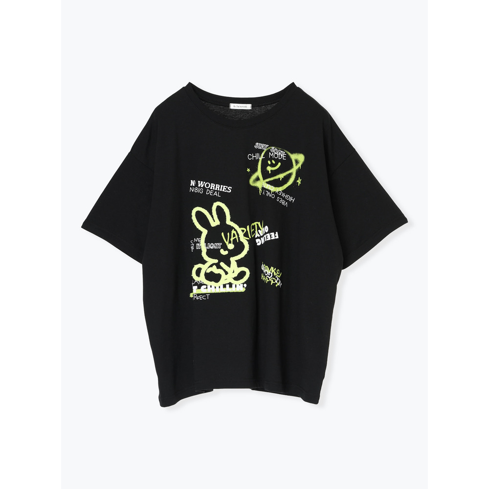 ウサギ×惑星プリントTシャツ