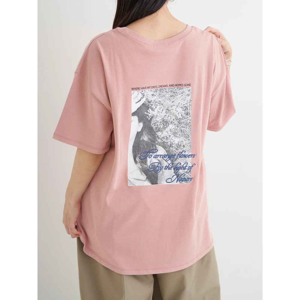 【接触冷感・UVカット】BACKフォトプリント×ロゴ刺繍Tシャツ