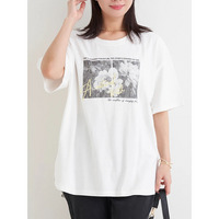 【接触冷感・UVカット】フラワーフォト×ロゴ刺繍Tシャツ