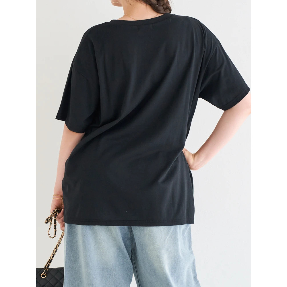 ロゴ刺繍VネックTシャツ10