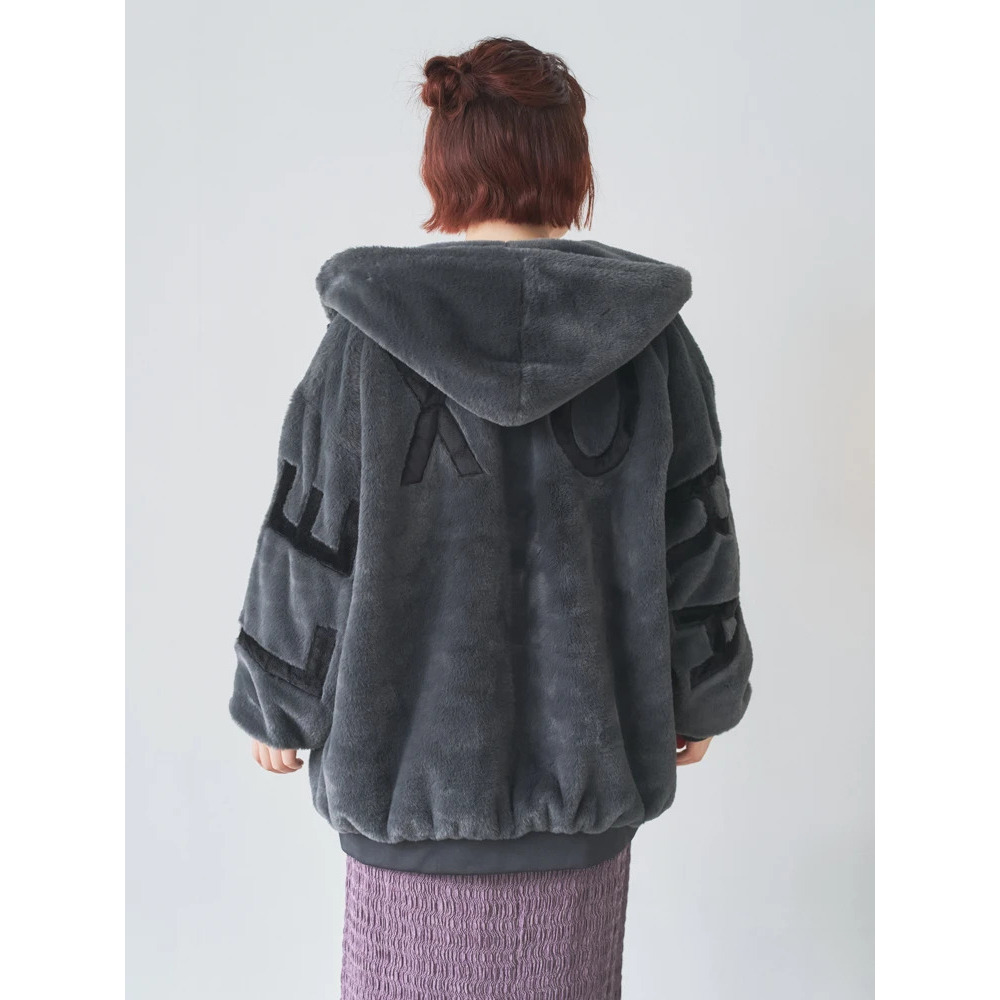 バックロゴフェイクファーパーカーブルゾン23