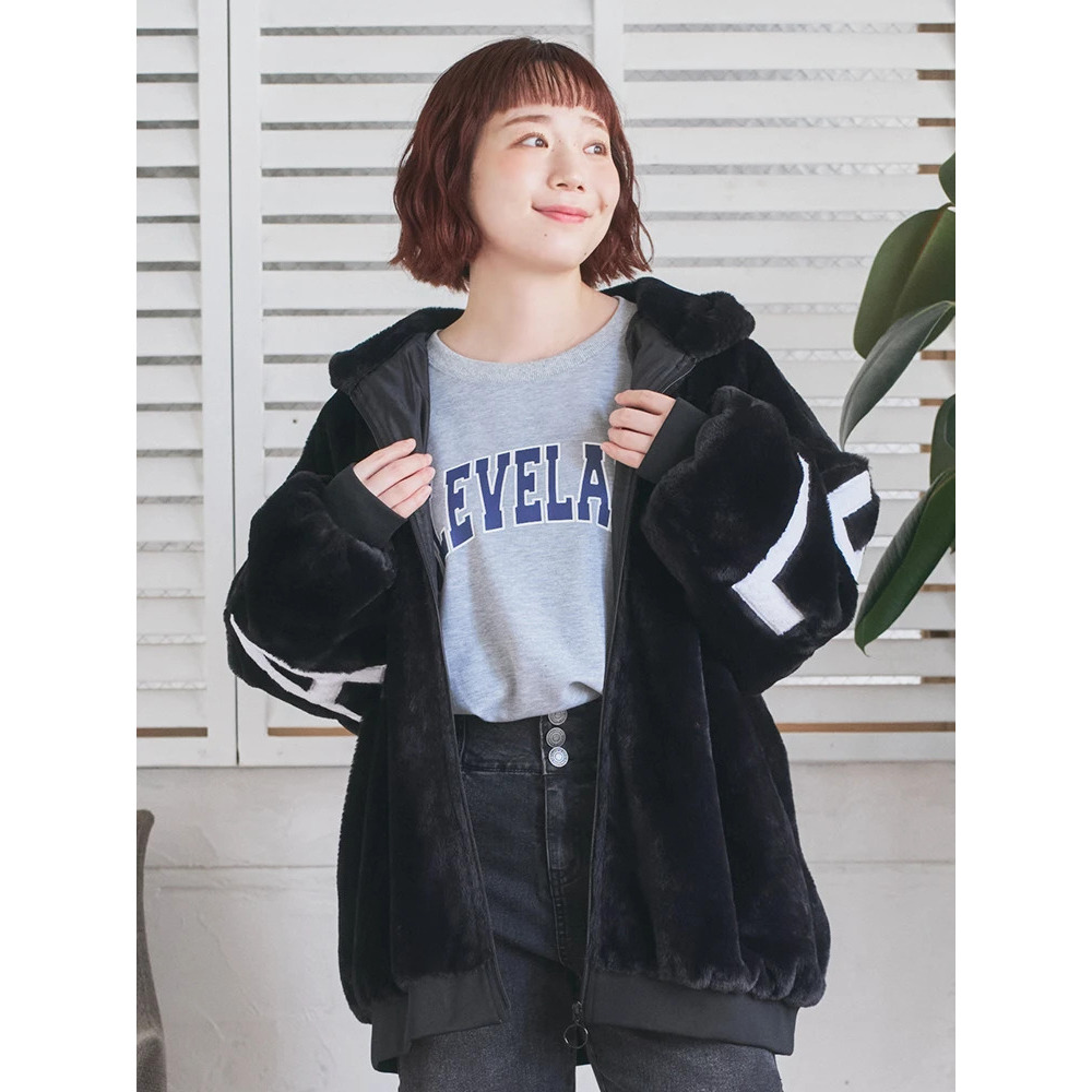 バックロゴフェイクファーパーカーブルゾン30