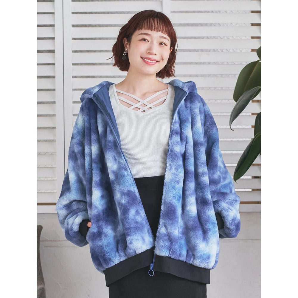 タイダイ柄バックロゴフェイクファーパーカーブルゾン