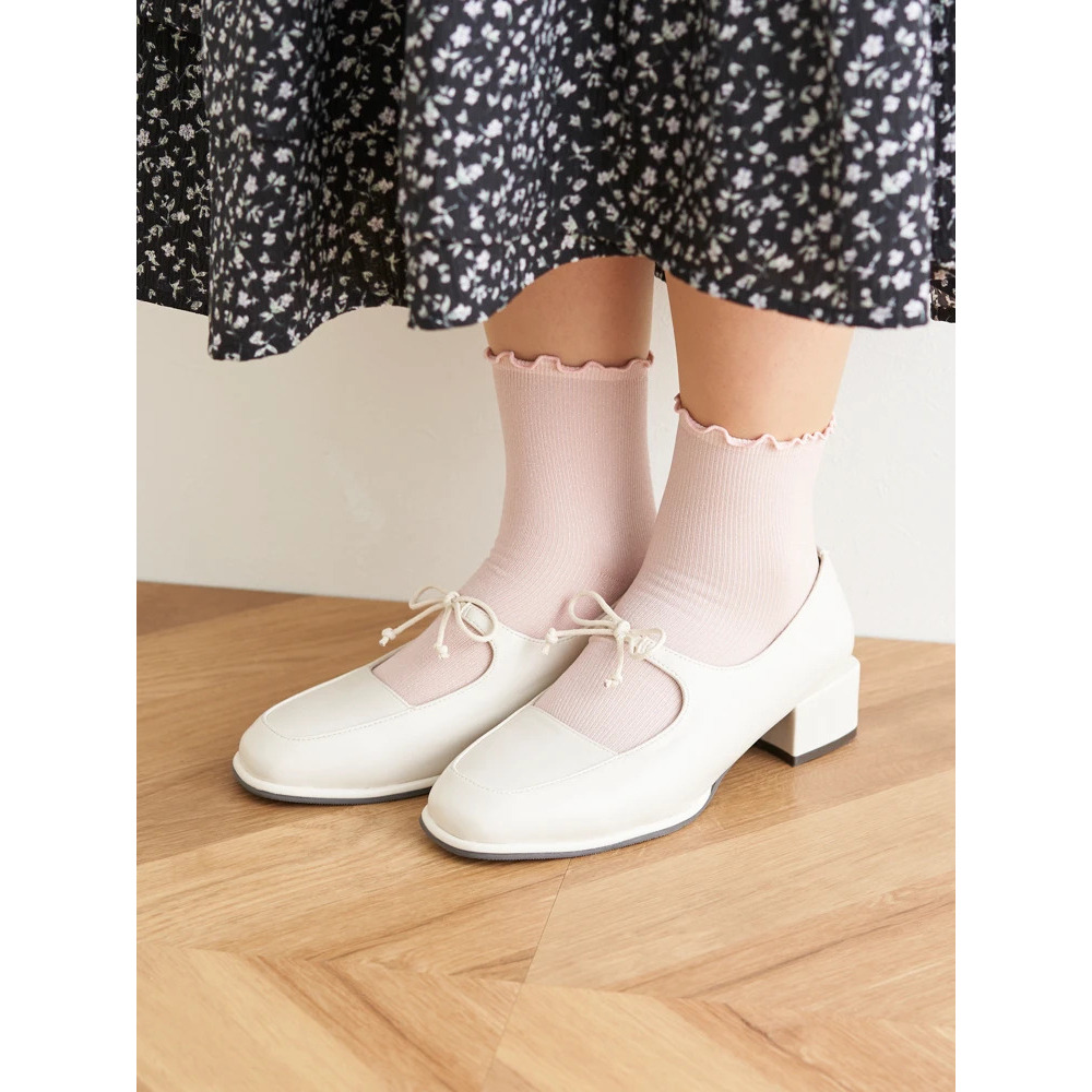 【la farfa SHOES/ラ・ファーファシューズ】チャンキーヒールリボンパンプス