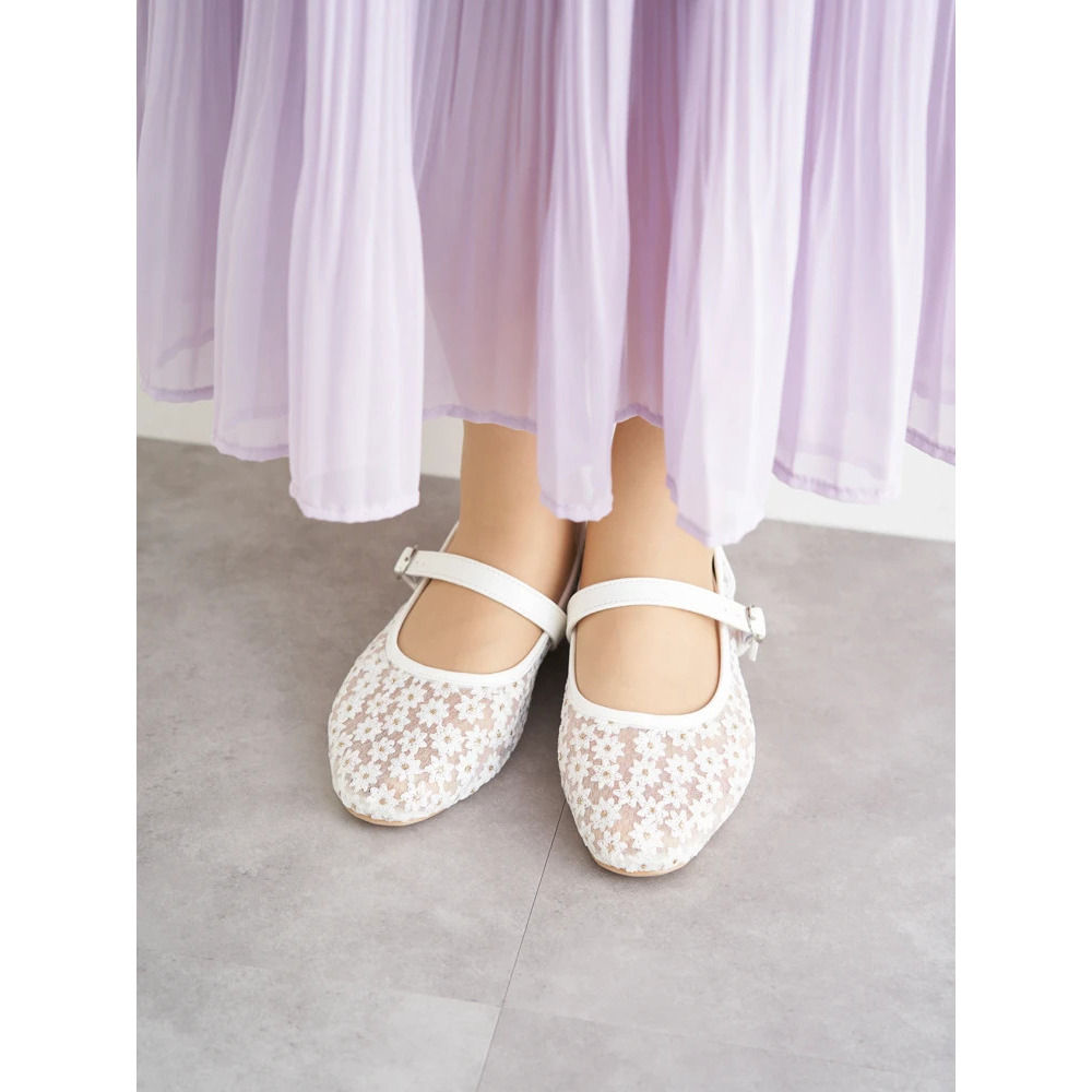 【la farfa SHOES/ラ・ファーファシューズ】フラワーチュールストラップパンプス