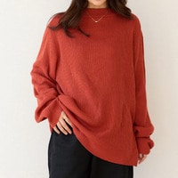Ｔシャツ感覚で使えるモックネックニット