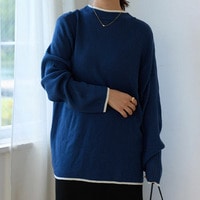 Ｔシャツ感覚で使えるモックネックニット