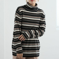 Tシャツ感覚で着れる カメレオン級の着回しが叶う タートル リブ ニット