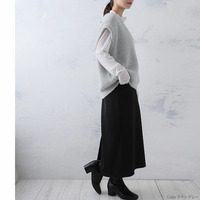 厚くないから今すぐ着やすい！ ラメ フェザー Vネック ニット ベスト