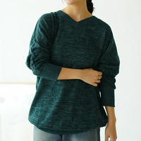 ゆるりとこなれる 体型カバーが得意な 華奢魅せ Vネック ドルマンニットソー トップス