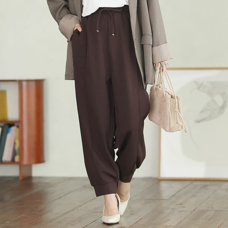 スラっと美脚、忙しい毎日に穿きたい 裏起毛 ジョガーパンツ1