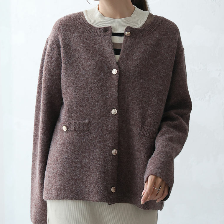 Rin 軽くて蒸れにくい ゴールドボタン ニット カーディガン1