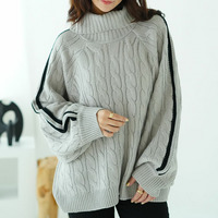 ネックが選べる！ 厚すぎないのが嬉しい ニットの我慢を解消！！袖ライン入り ケーブルニット