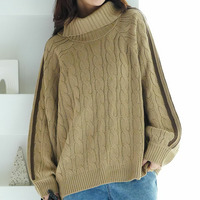 ネックが選べる！ 厚すぎないのが嬉しい ニットの我慢を解消！！袖ライン入り ケーブルニット