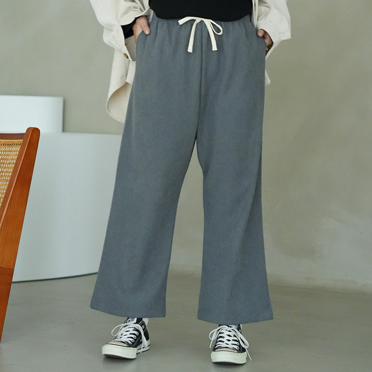 裏フリースで家でも外でもあったか ふっくら コーデュロイ イージー ワイドパンツ1