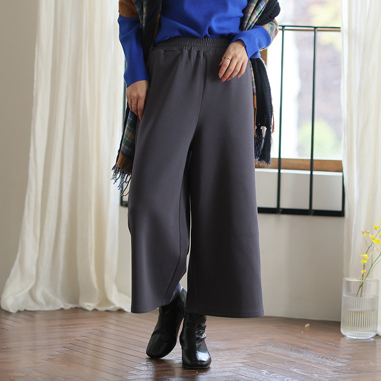 スゴ!裏ワザ! 冬でも汗さら なめらか&蒸れ知らず 2丈から選べる ゆるワイドパンツ ストレートパンツ1