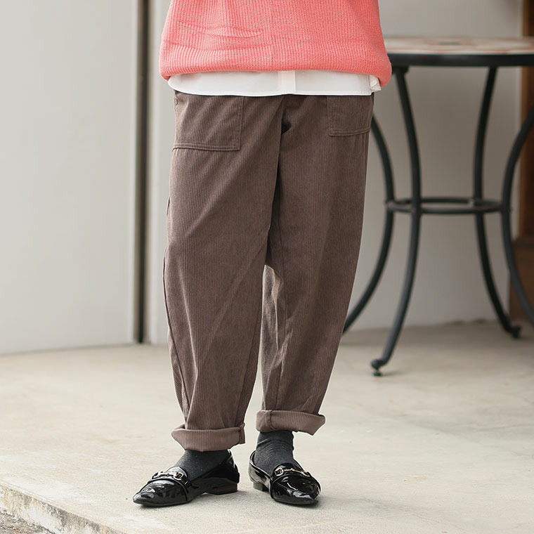 太もものお悩みにに解決! ゆるっとすっきり 8Wコーデユロイ ちょいゆるパンツ1