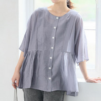 さらり涼し気 デニムが映える 楊柳シアー 華奢魅せ タックギャザー シャツ ブラウス