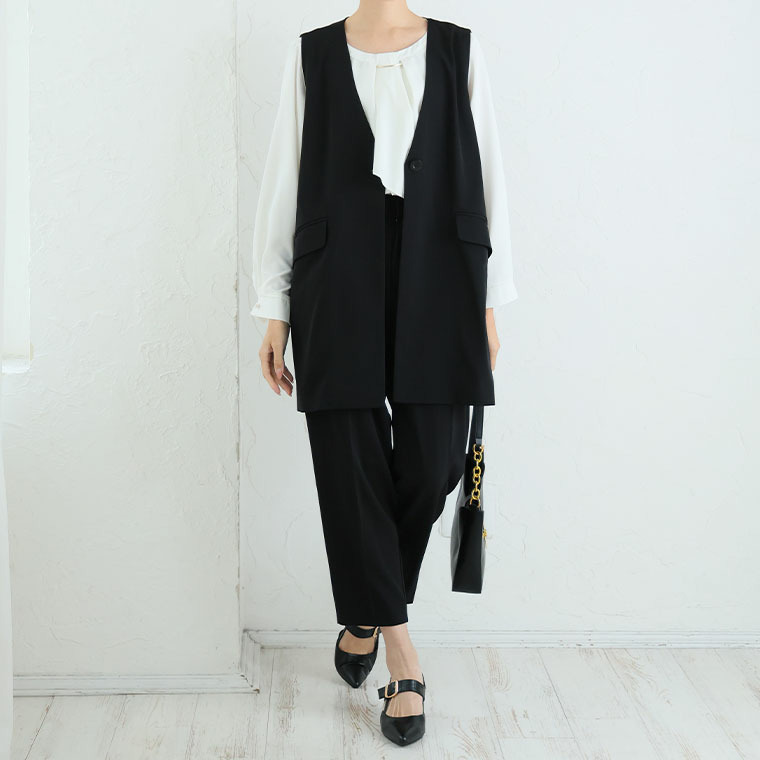 ココハレシリーズ しっかりキレイで実は伸びちゃう!? 秘密の ジレ スーツ1