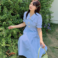 手編みのフラワーモチーフが大人可愛いティアードワンピース