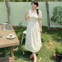 花柄プリントジャガード生地のアシンメトリーデザインワンピース