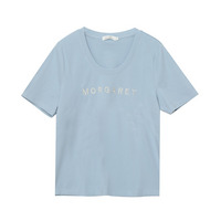 上品で大人可愛い英字刺繍入り。コンパクトシルエット半袖Tシャツ