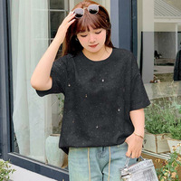 ビーズを満点の星のように散りばめたガーリーな半袖Tシャツ