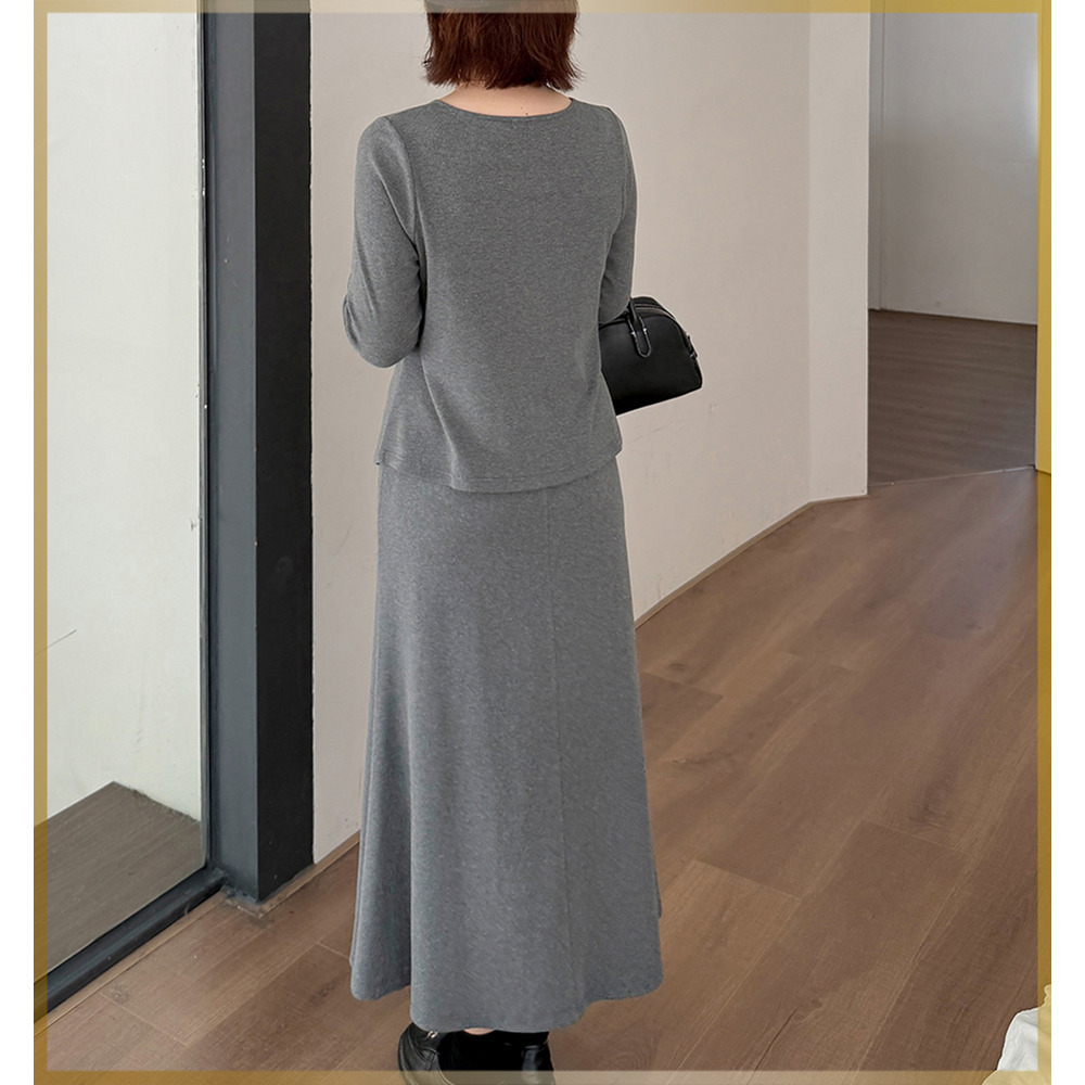 スタイルアップデザインでも着心地抜群のスカートスーツ17