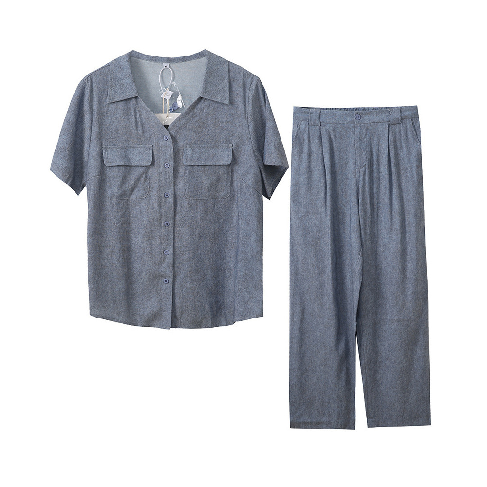 きちんと感がありながら涼しくてリラクシーなパンツスーツ2