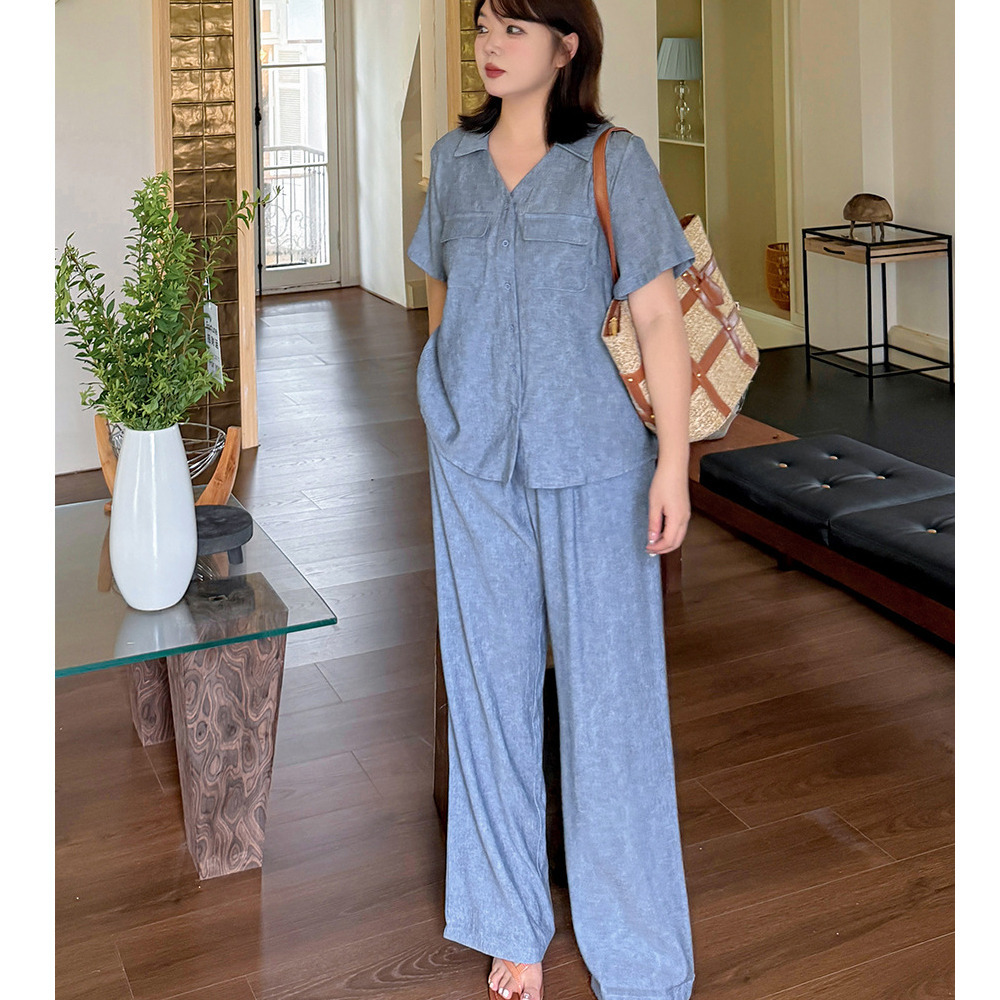 きちんと感がありながら涼しくてリラクシーなパンツスーツ6