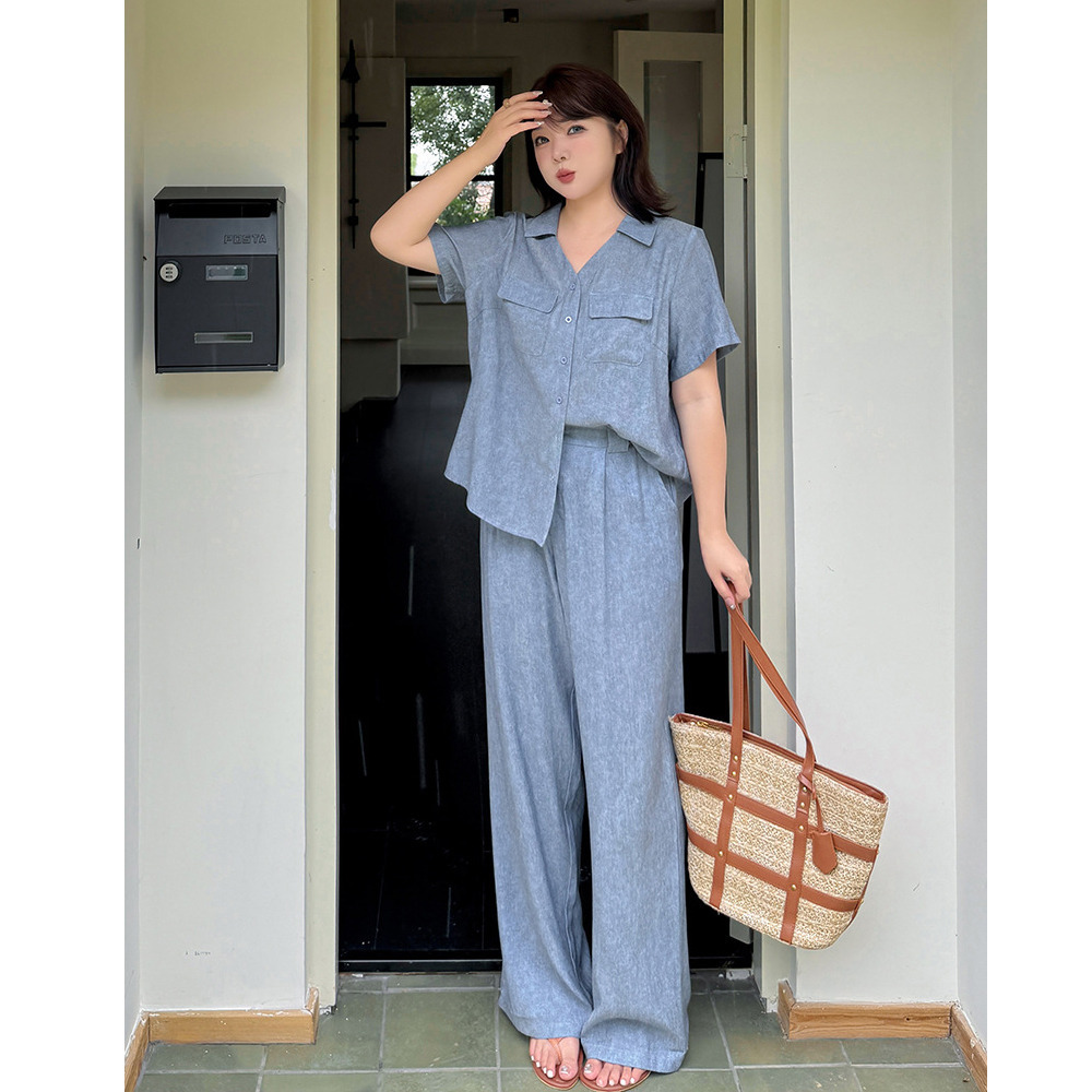 きちんと感がありながら涼しくてリラクシーなパンツスーツ8